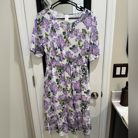 WORN ONCE Women’s Floral Dress - Picture 4 of 6